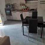Balaguer Rooms and Garden